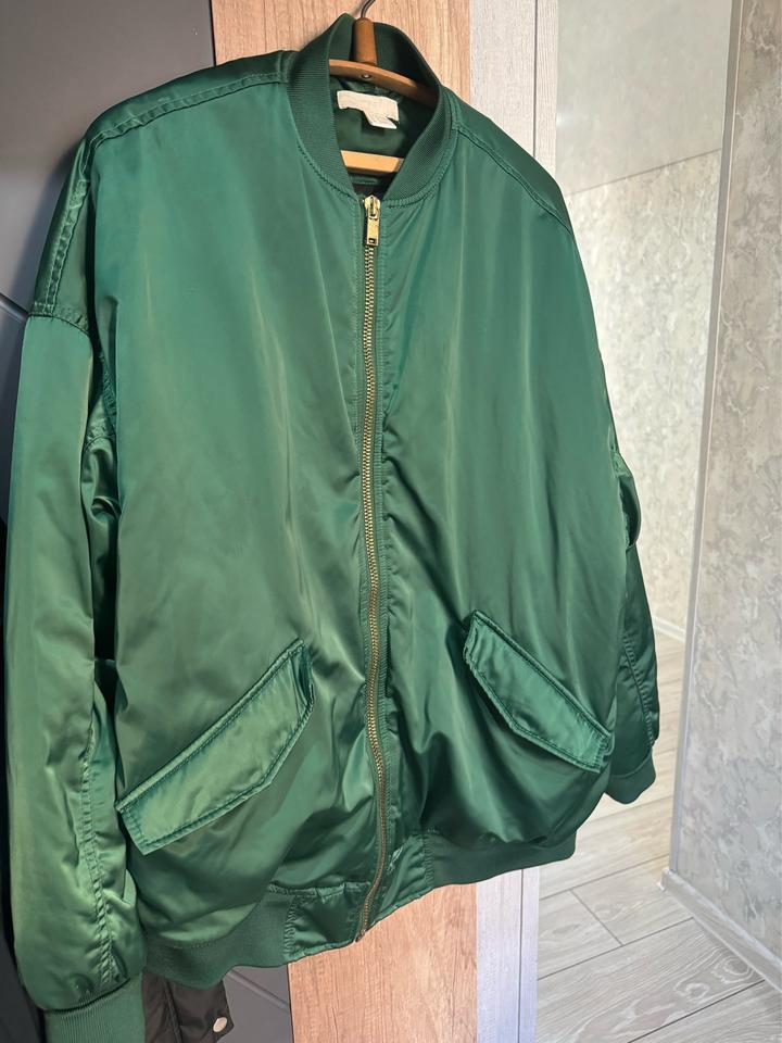 Бомбер H&M