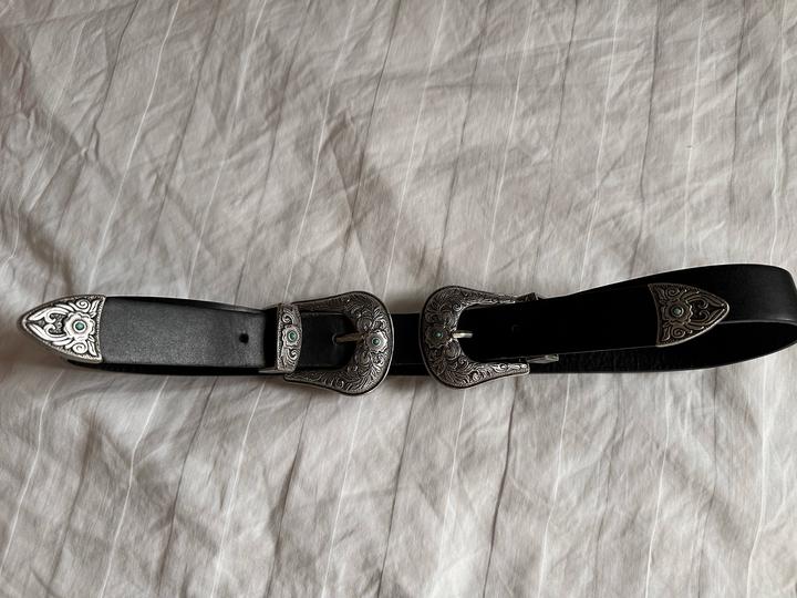 Stradivarius Женский ремень
