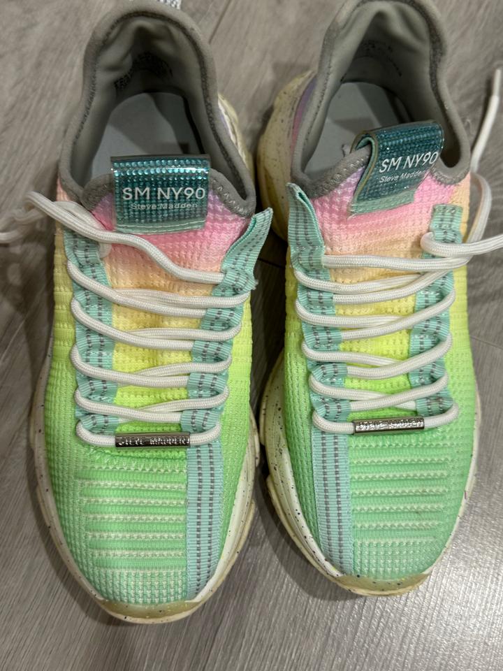 Steve Madden