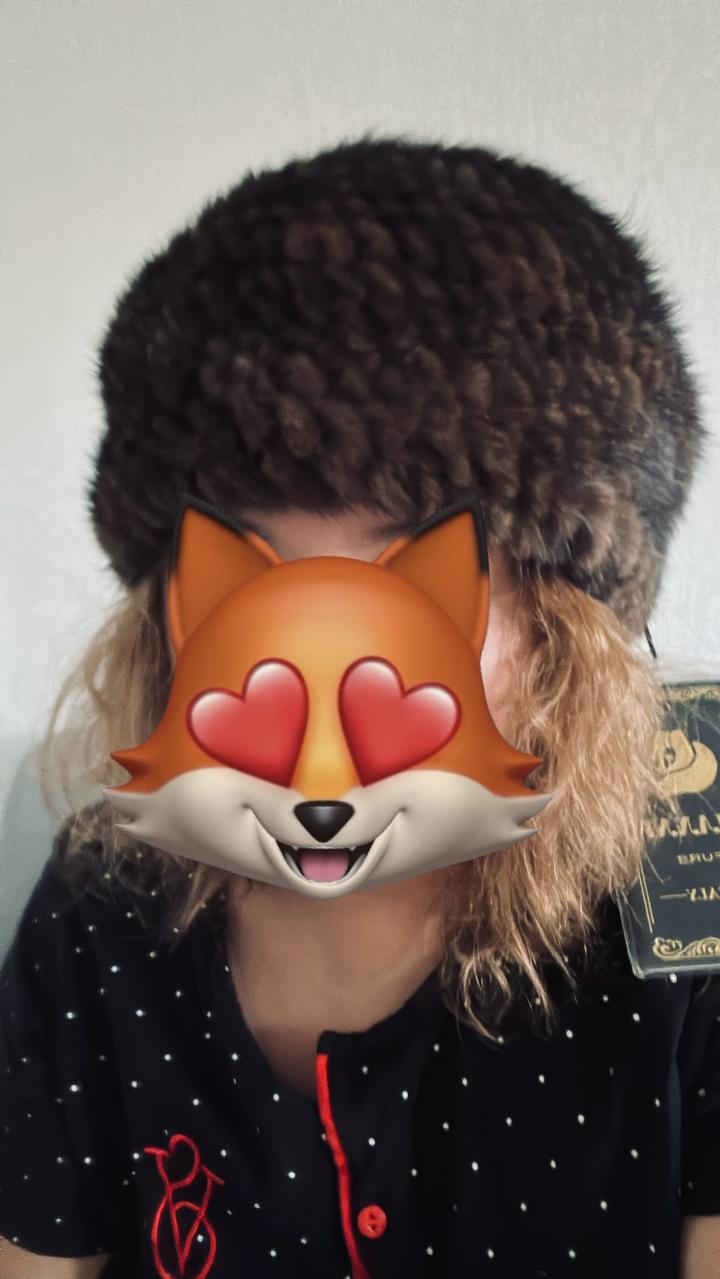 Меховая шапка вязанная норковая беретка