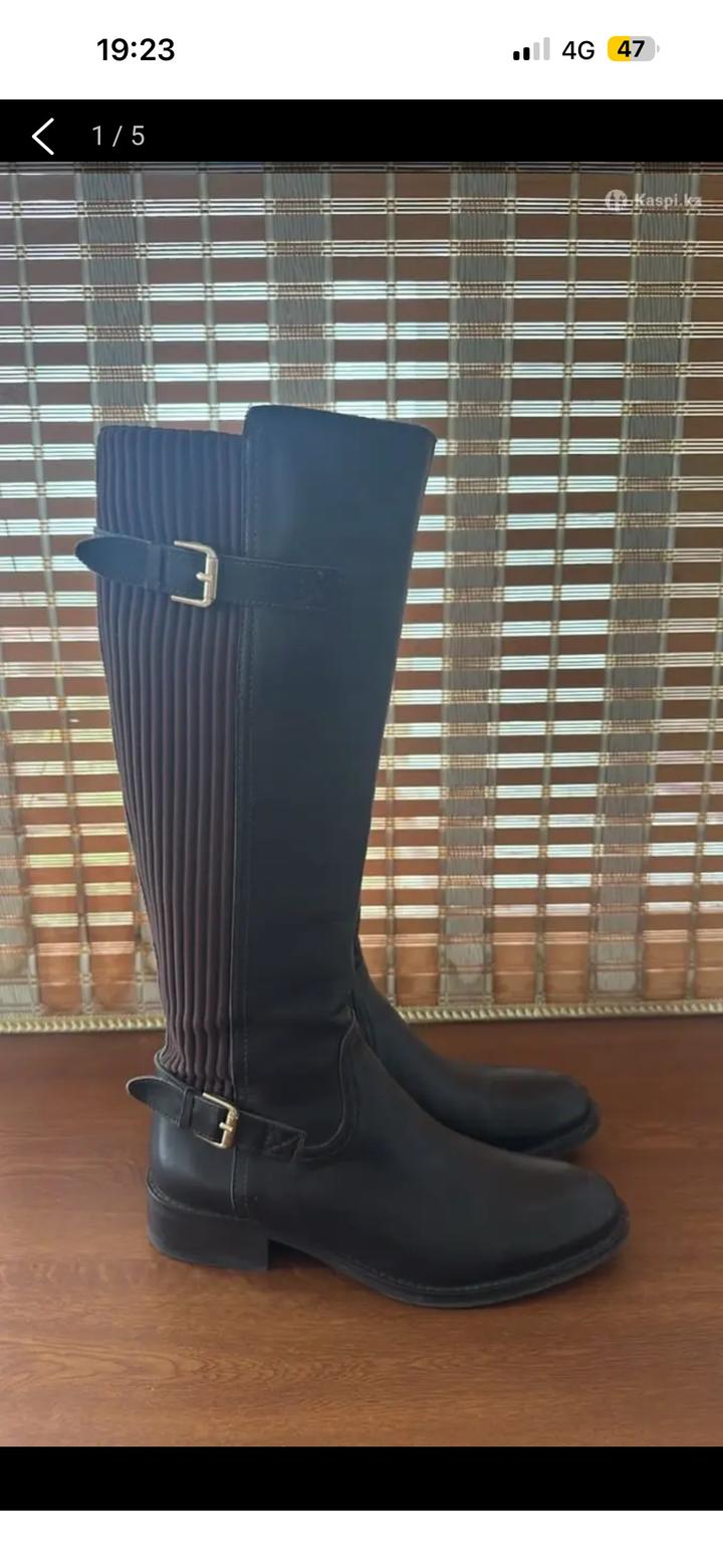 Женские сапоги с пряжками Massimo Dutti