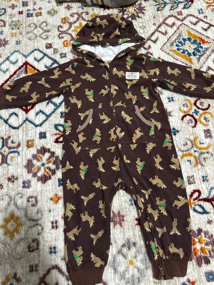 Carter's Комбинезон с оленями