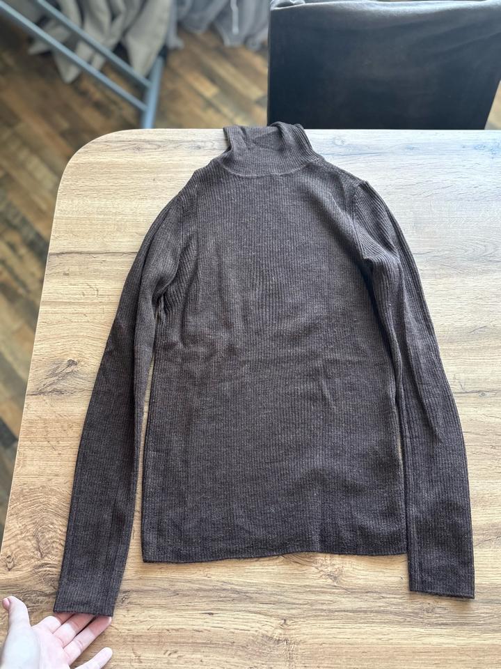 Водолазка UNIQLO