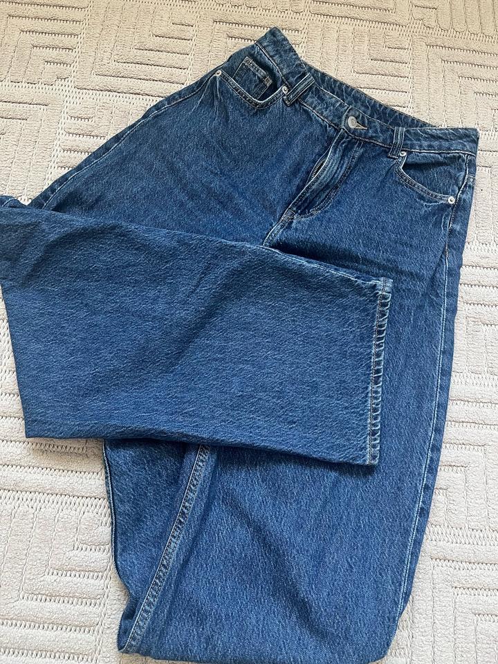 Джинсы H&M