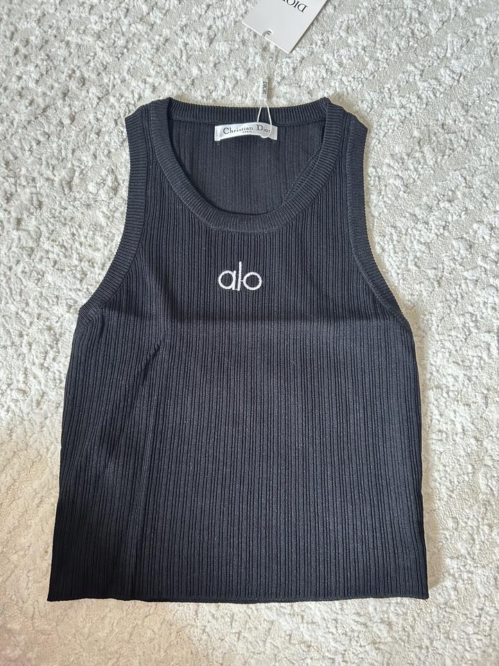 Alo Yoga