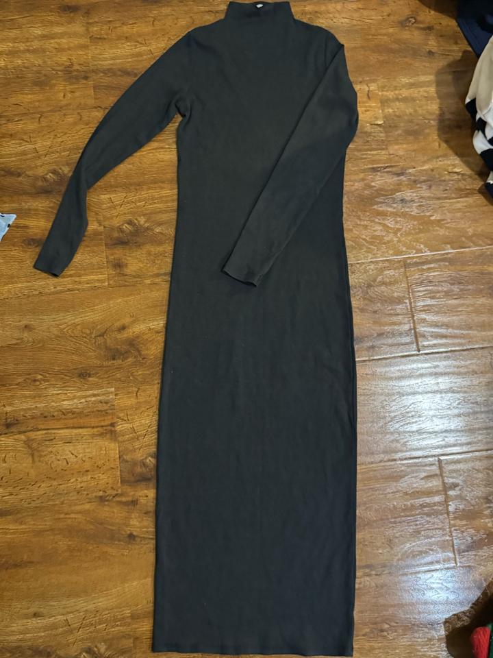 Платье Zara
