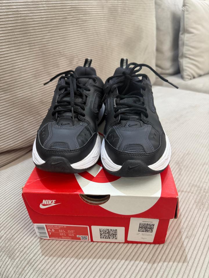 Кроссовки Nike