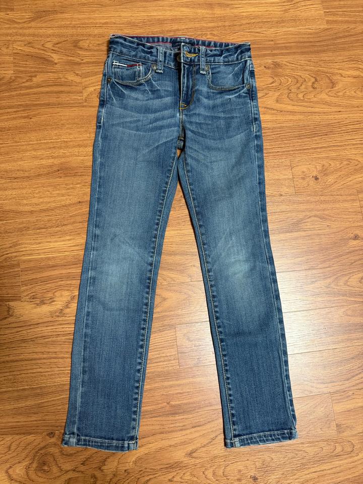 Tommy Hilfiger
