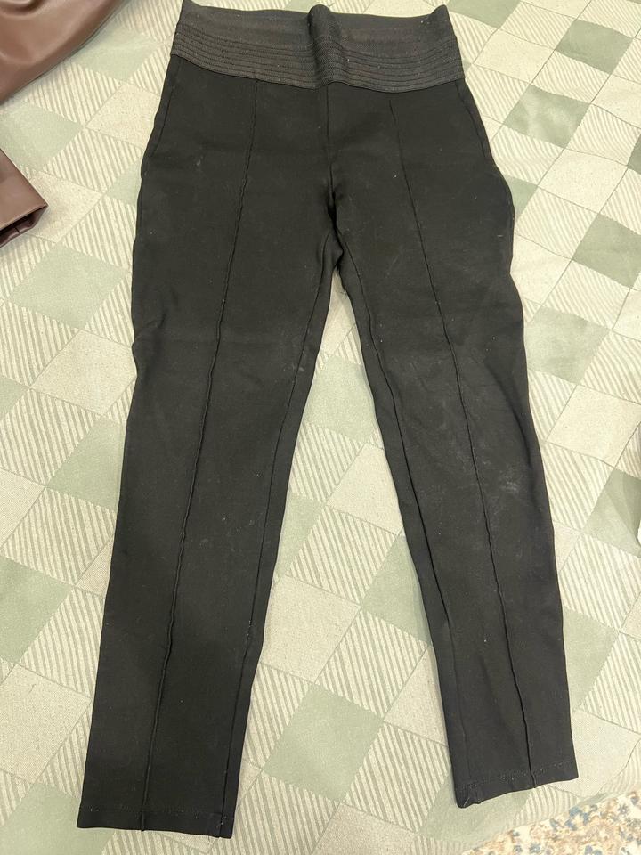 Zara Черные брюки со стрелками