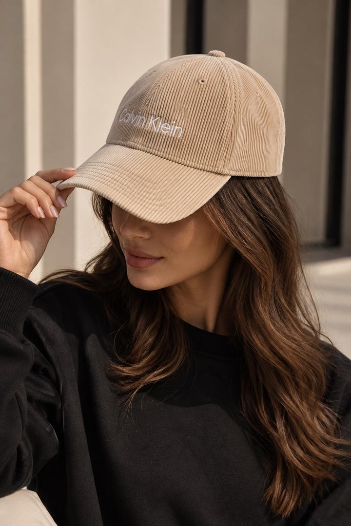 Бейсболка Calvin Klein