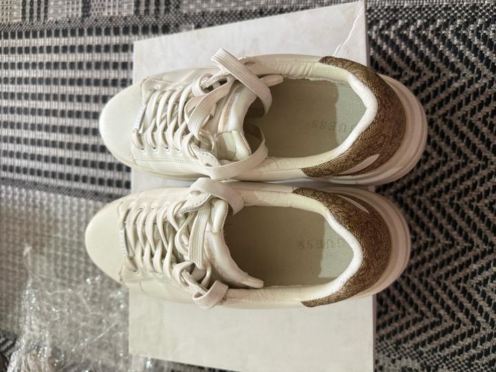 GUESS