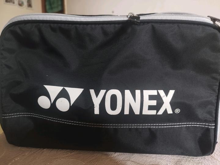 Yonex