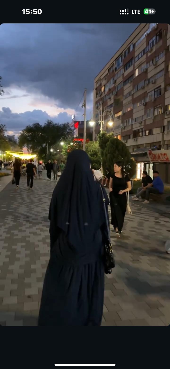 Темно синий тройка
