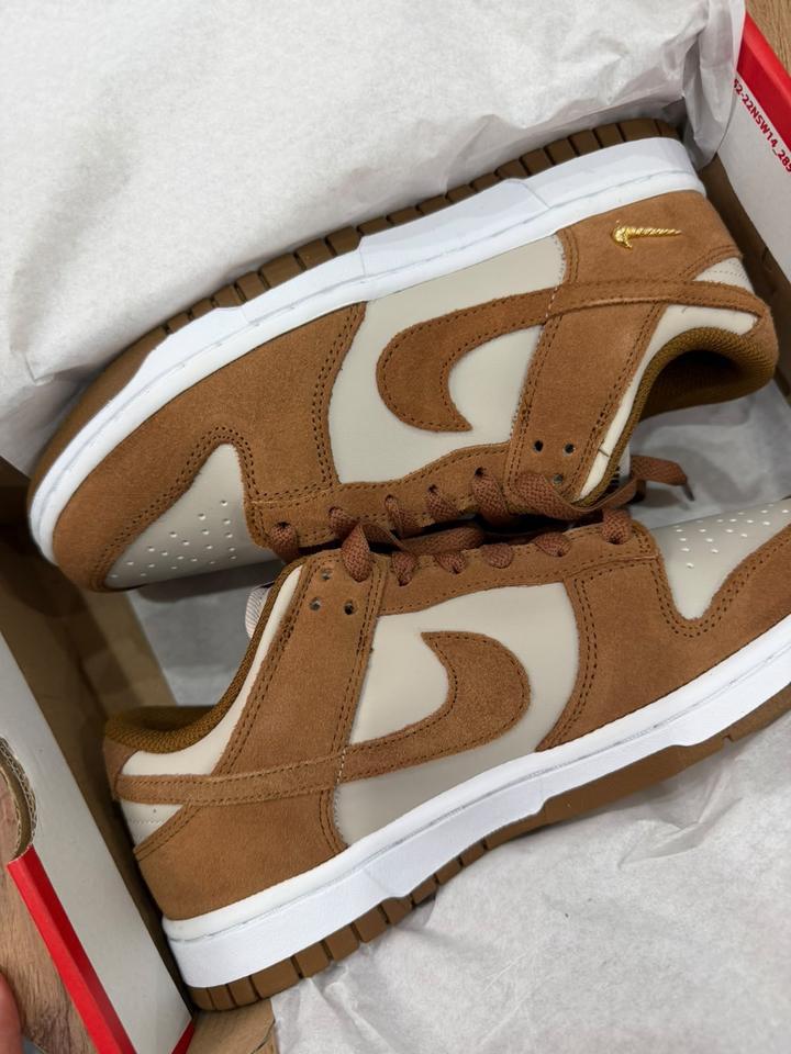 Кроссовки Nike
