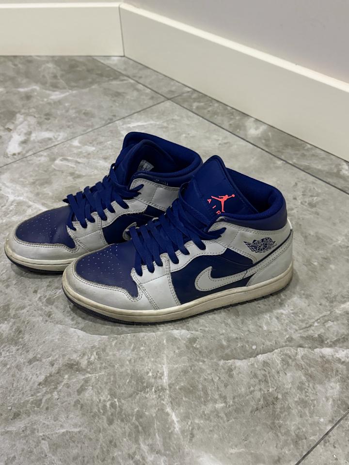 Nike