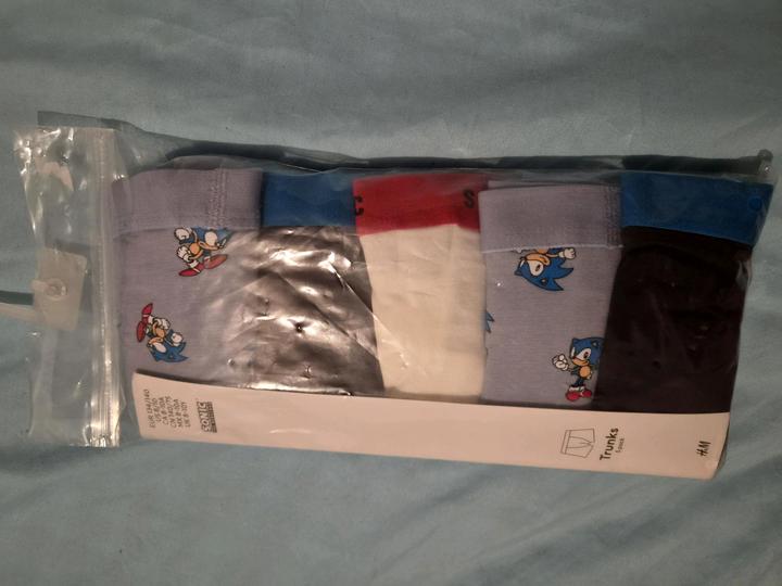 H&M