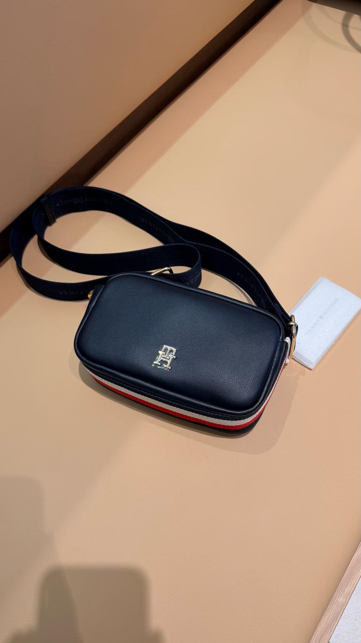 Сумка Tommy Hilfiger