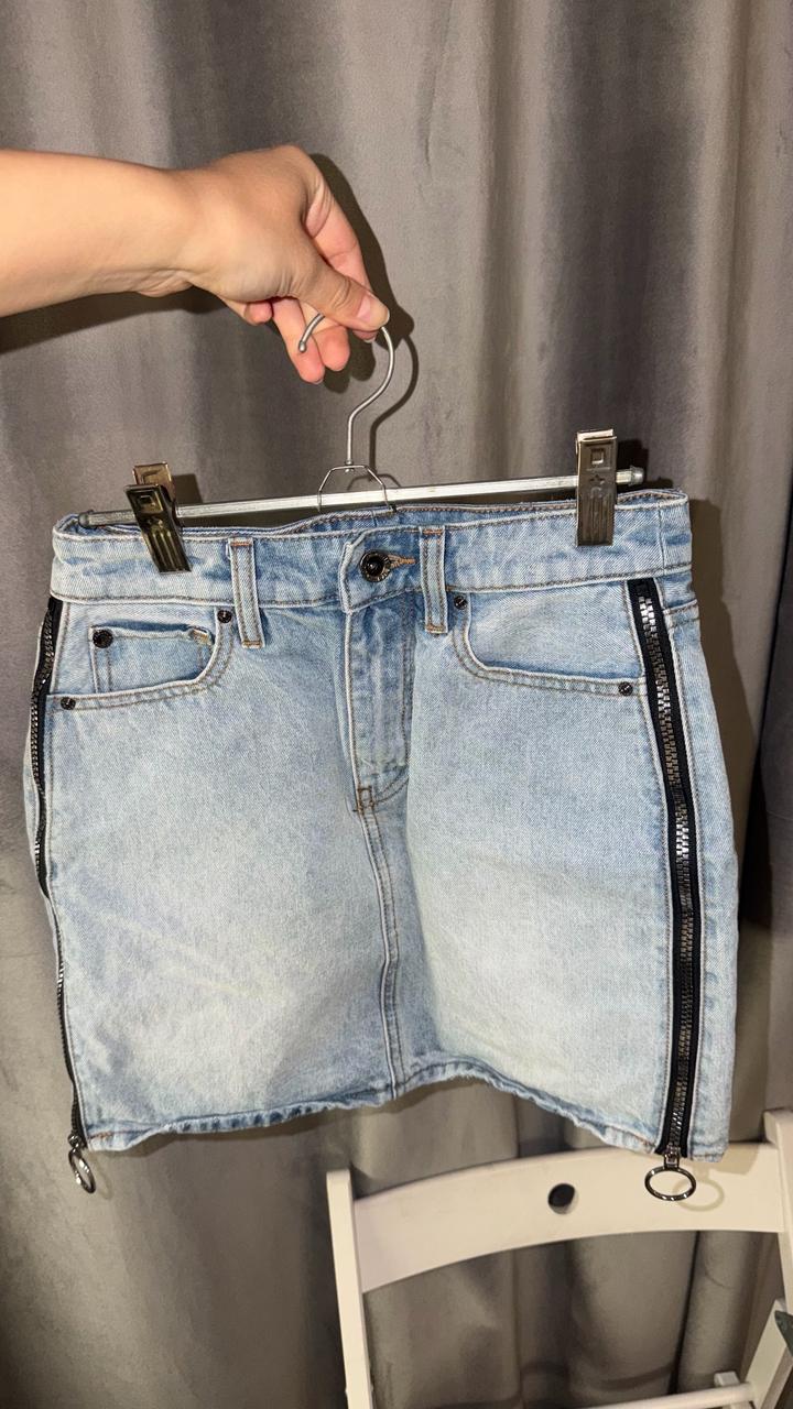 Armani Exchange