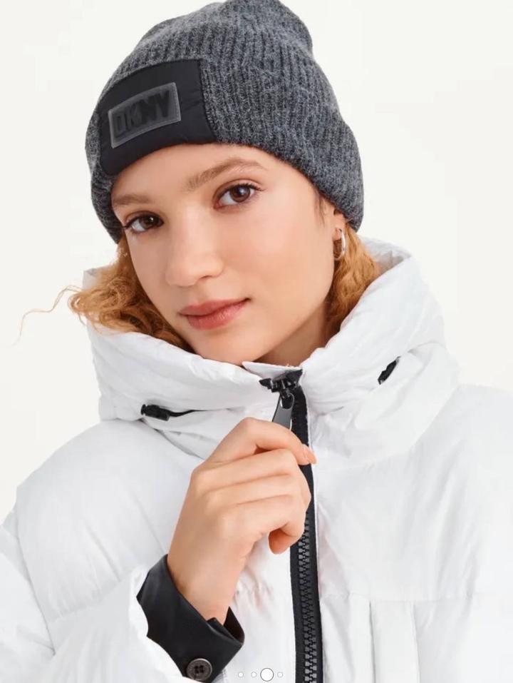 DKNY
