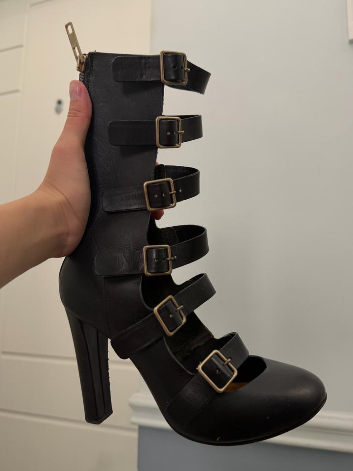Chloé