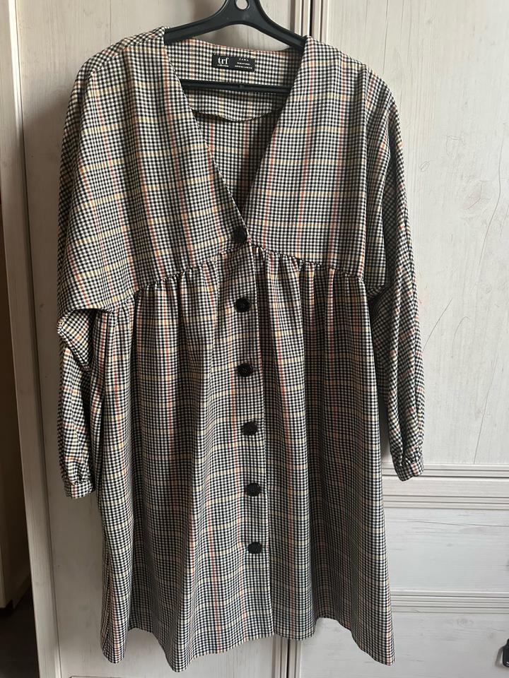 Платье Zara в клетку