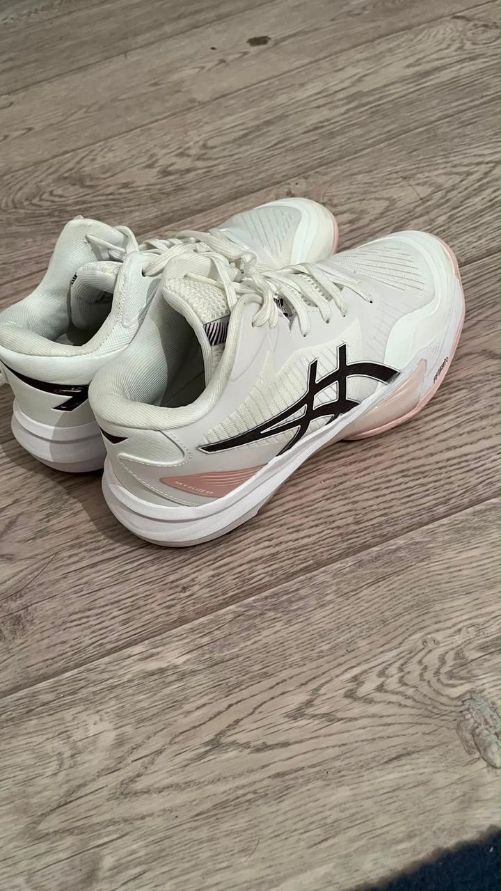 Кроссовки Asics