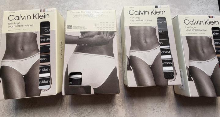 Набор трусов Calvin Klein