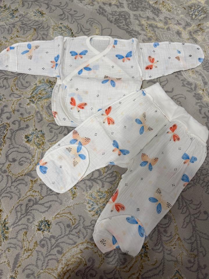 Комплект одежды для новорожденных из муслина