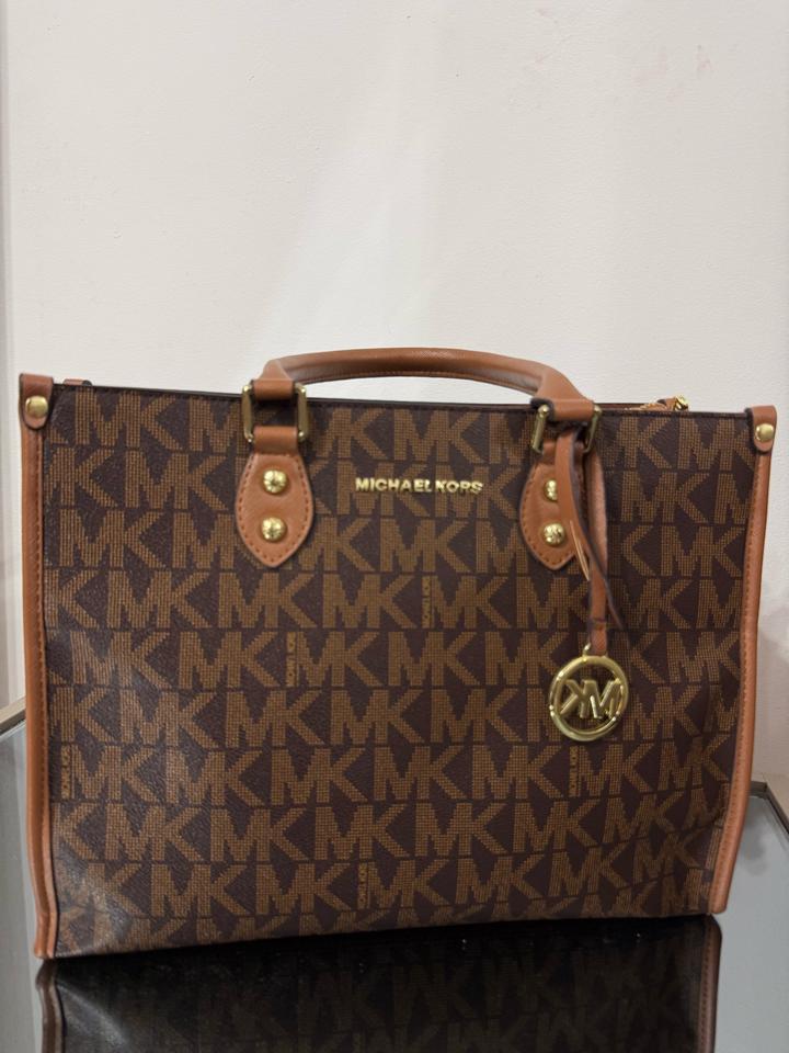 Сумка  Michael Kors