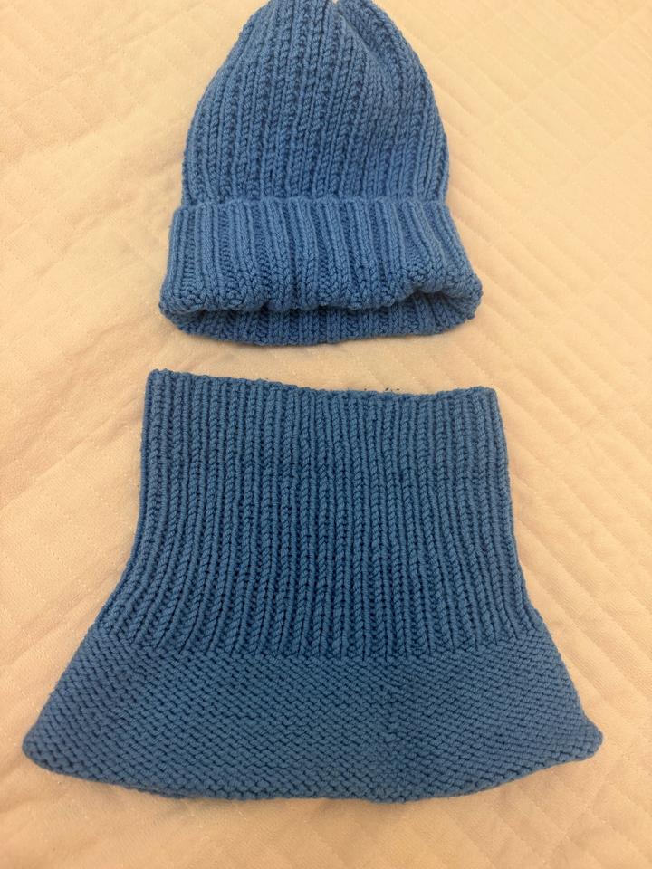Handmade (ручная работа) Комплект вязаный шапка и снуд