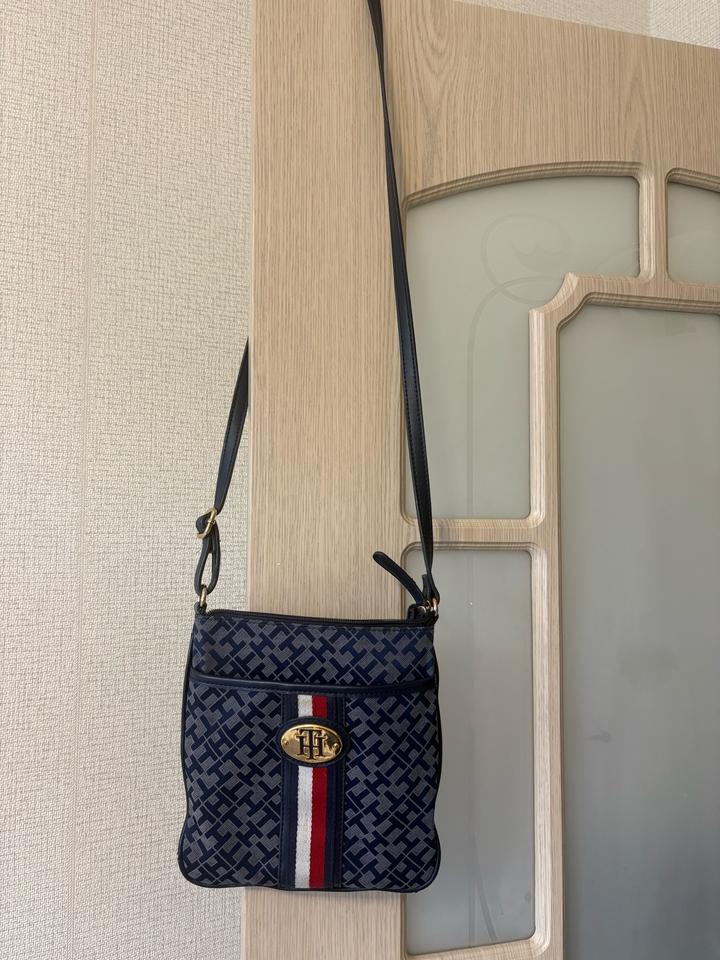 Сумка Tommy Hilfiger