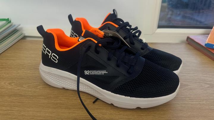 Skechers