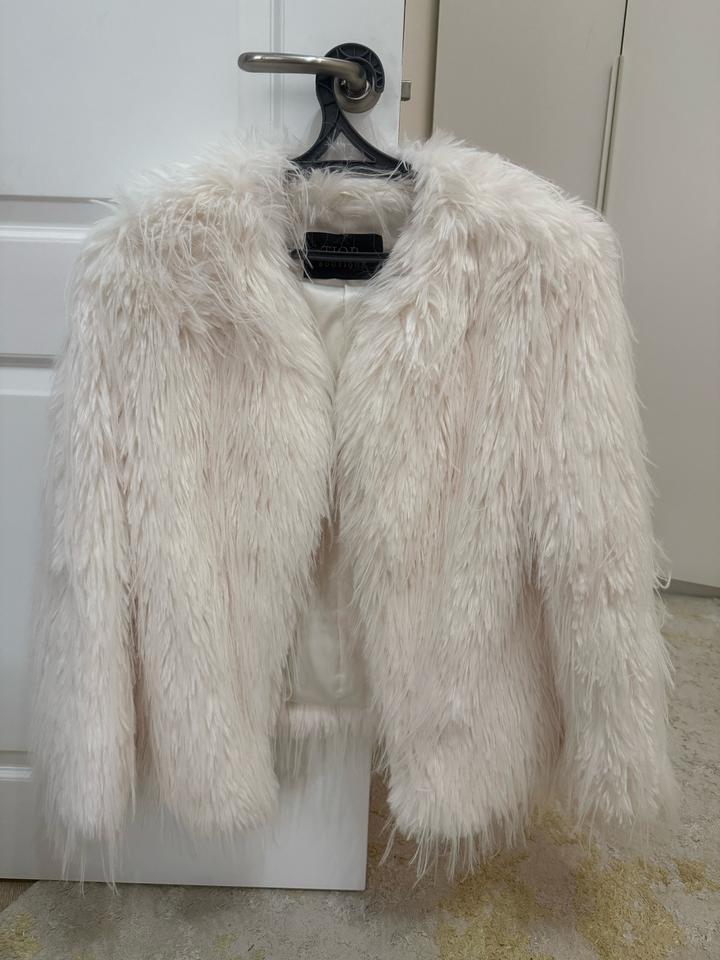 TIOR BOUTIQUE