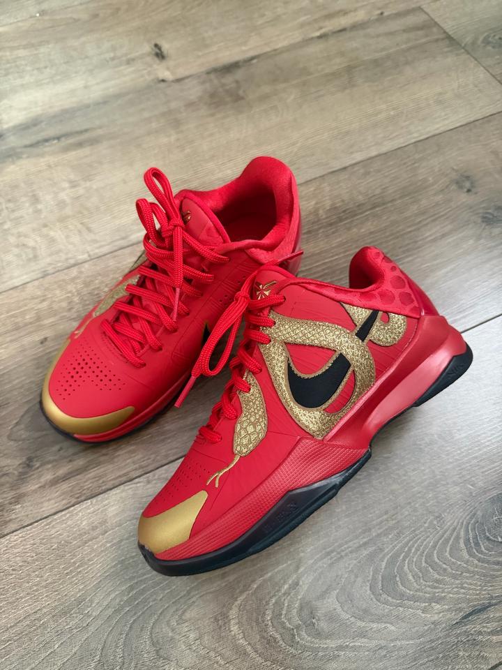 Nike