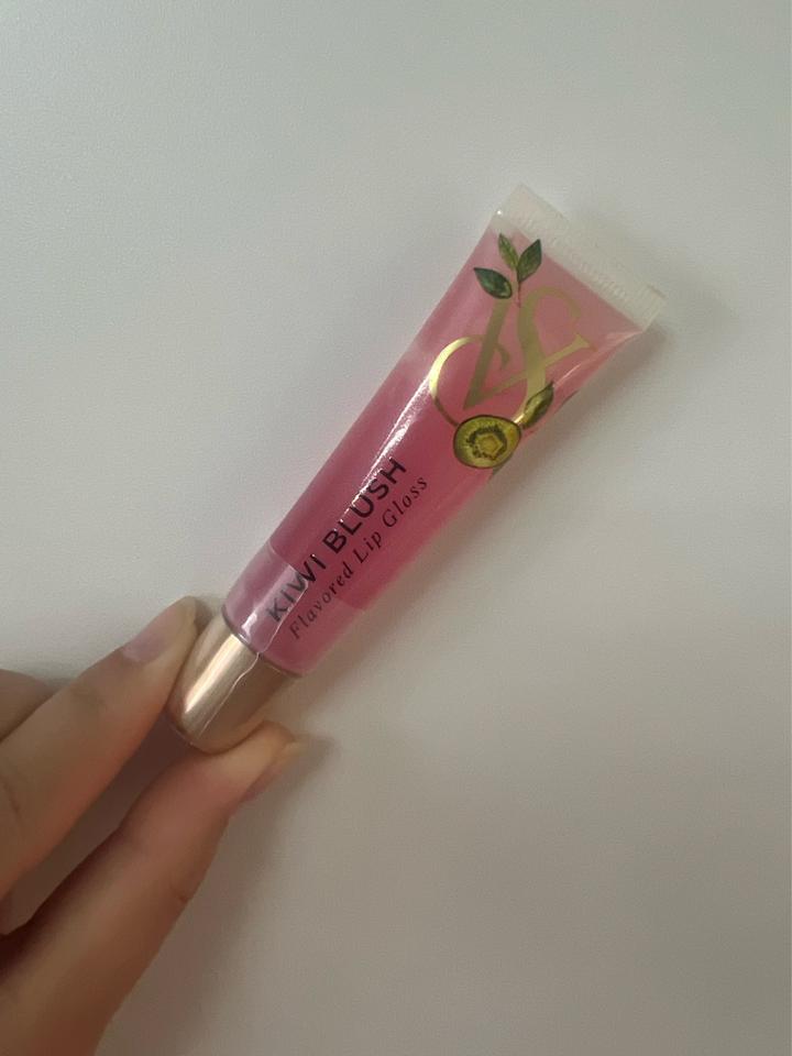 Блеск для губ Victoria's Secret Kiwi Blush