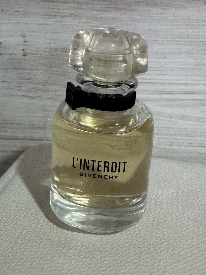 Парфюм Givenchy L'Interdit