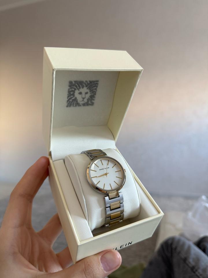 Anne Klein