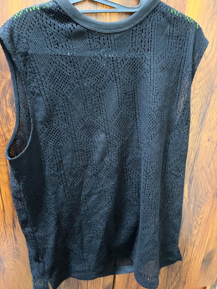 H&M