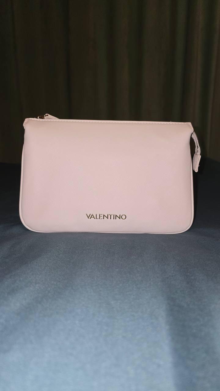 Белая сумка Valentino