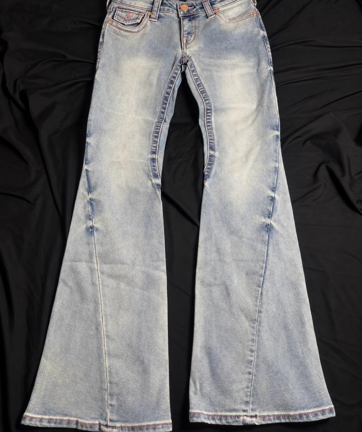 Джинсы True Religion клеш