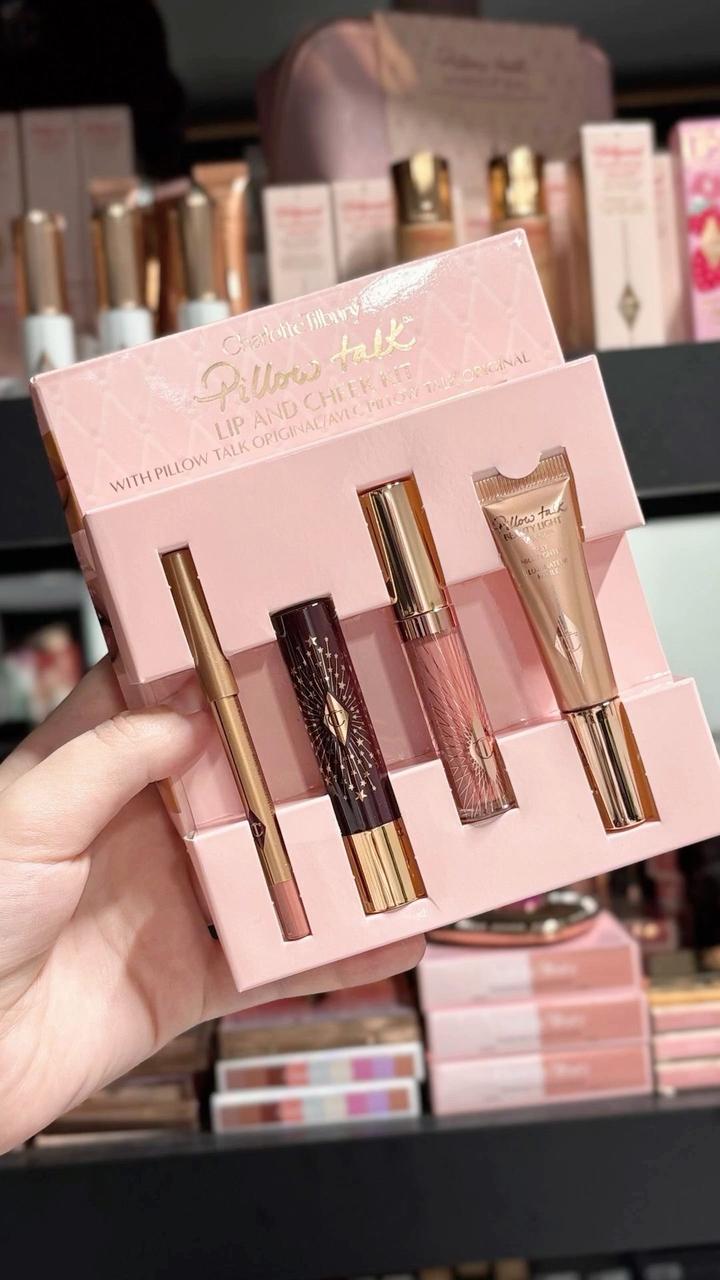 Набор косметики Charlotte Tilbury Pillow Talk Lip and Cheek Kit