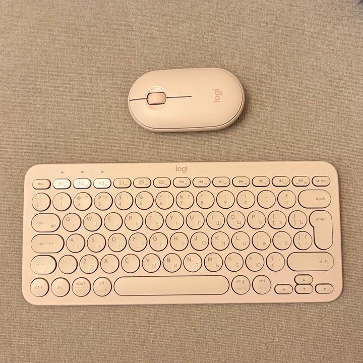 Клавиатура и мышка Logitech розовая