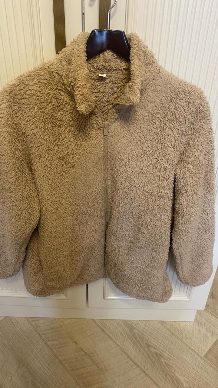Женская куртка UNIQLO размер 48-50
