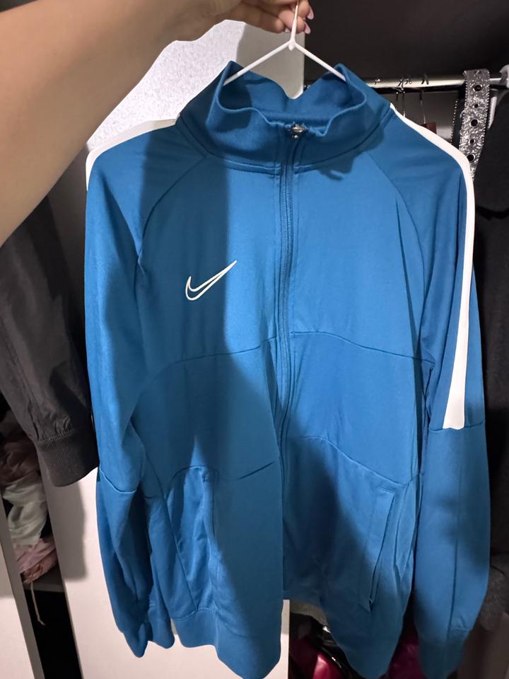 Nike