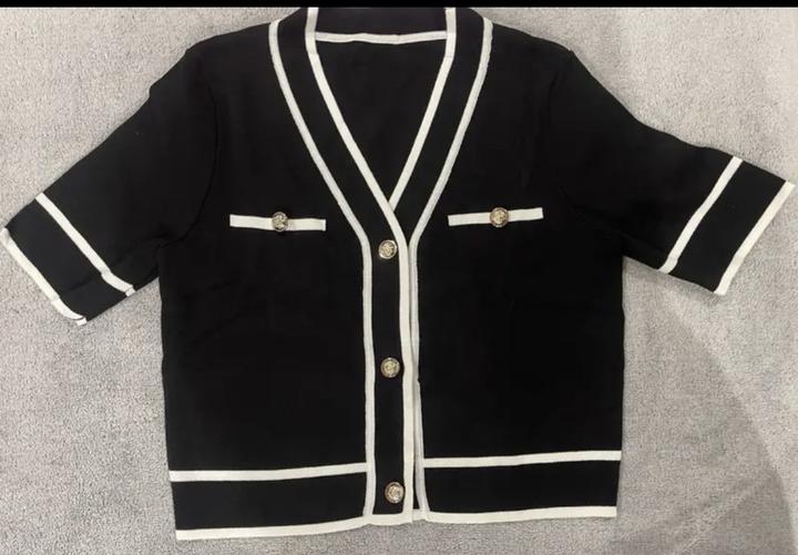 Emporio Armani Продам кофточку XS