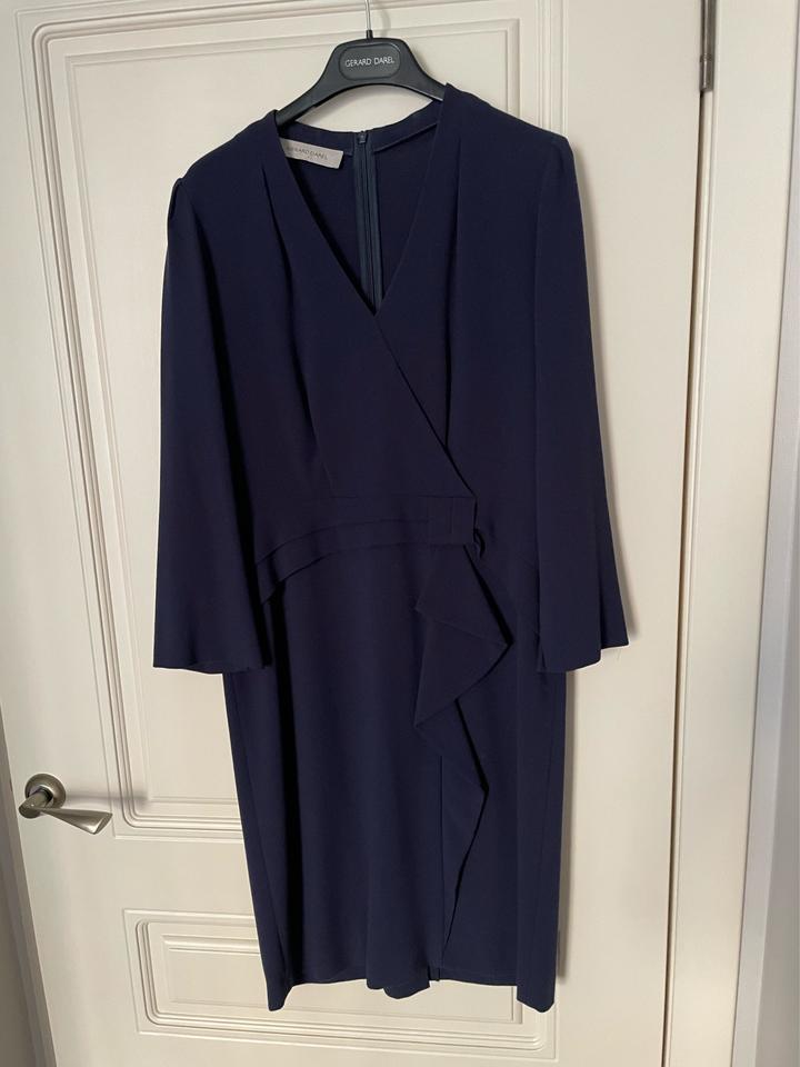 Gerard Darel Платье Gérard Darel с драпировкой