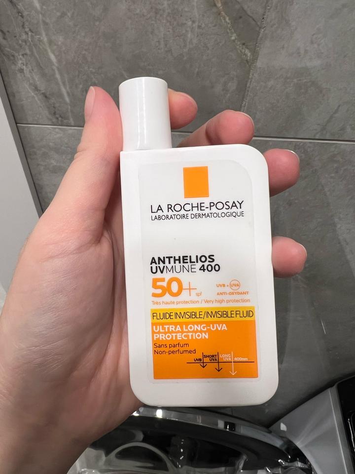 Солнцезащитный флюид La Roche-Posay Anthelios UVMune 400