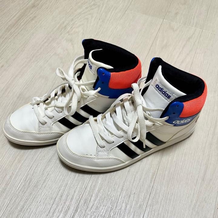 Adidas