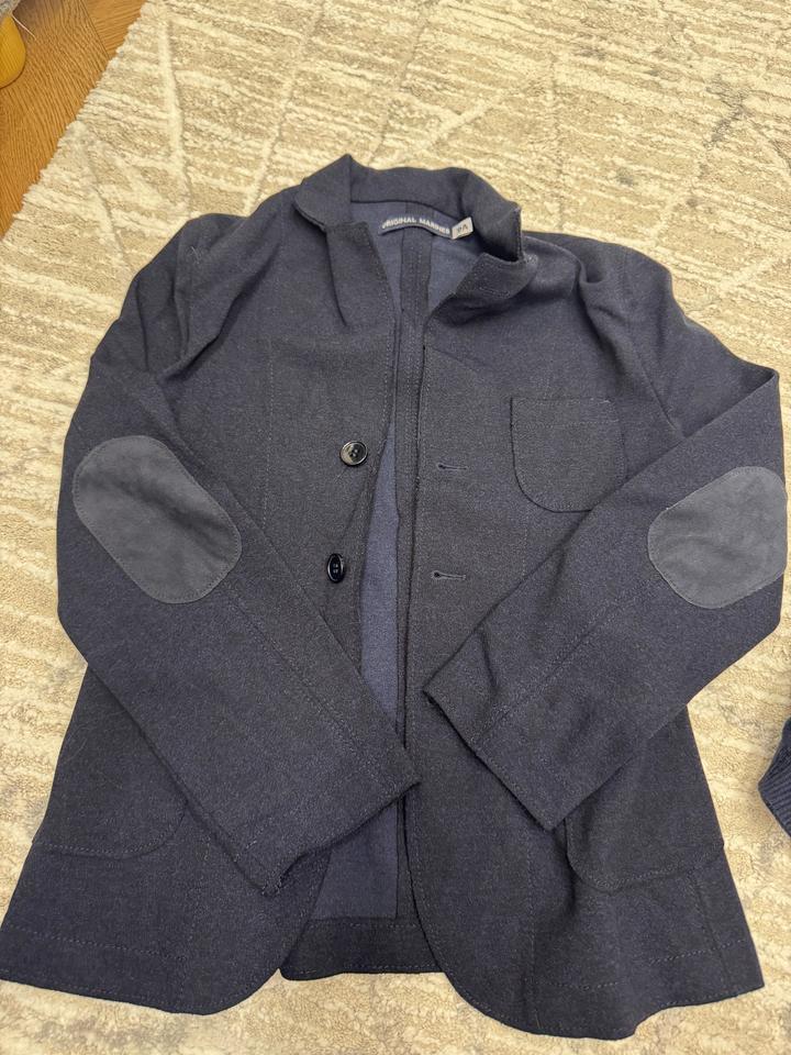 Button Blue