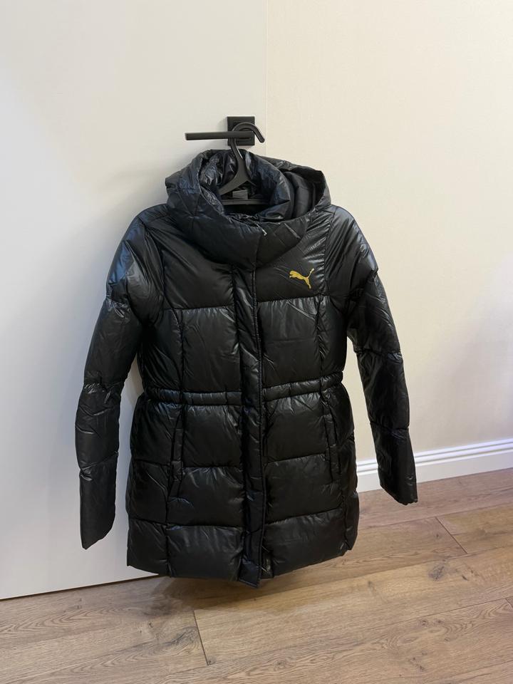 Женский пуховик Puma
